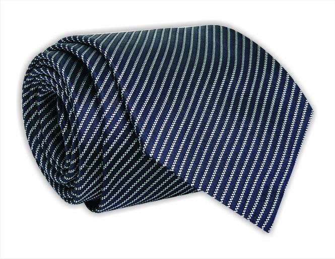 Gravata Calvin Klein Tradicional Inf. Grande G (34cm a 37cm) % Viscose 35% Seda e 3% Metalico GVIP028 - Peça Unica!